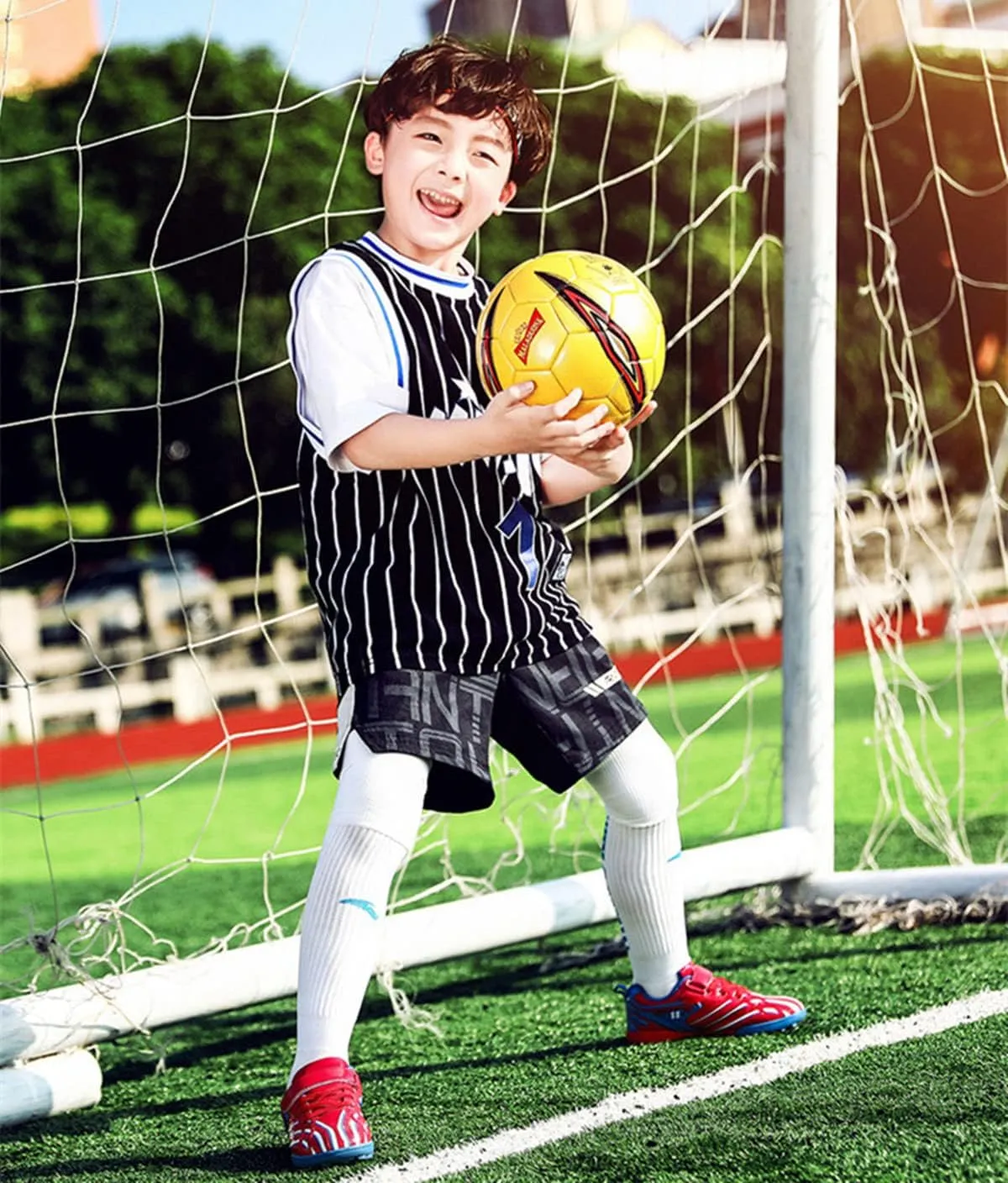 Boys Kids Youth Soccer Cleats Anti-Slip Football Boot Artificial Ground Soccer Shoes