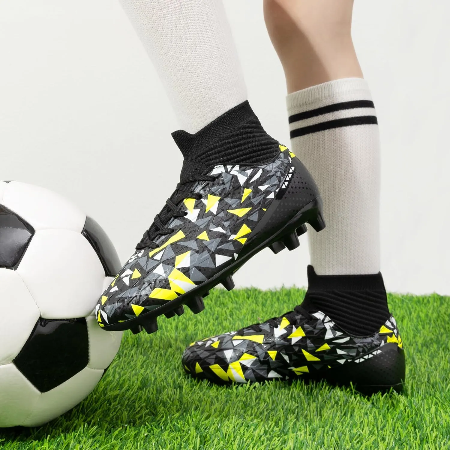 DREAM PAIRS Boys Football Cleats Youth High Top Firm Ground Soccer Shoes for Little/Big Kids