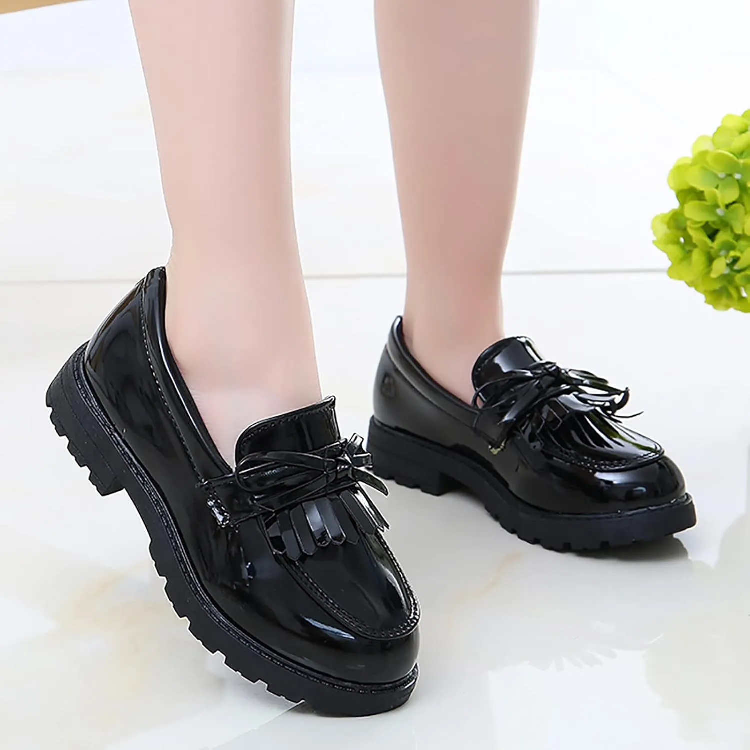 EnJoCho Casual Shoes for Kids Girls Slip On Leather Loafer Tassel Bow Flats School Dress Shoes For Girls Shoes