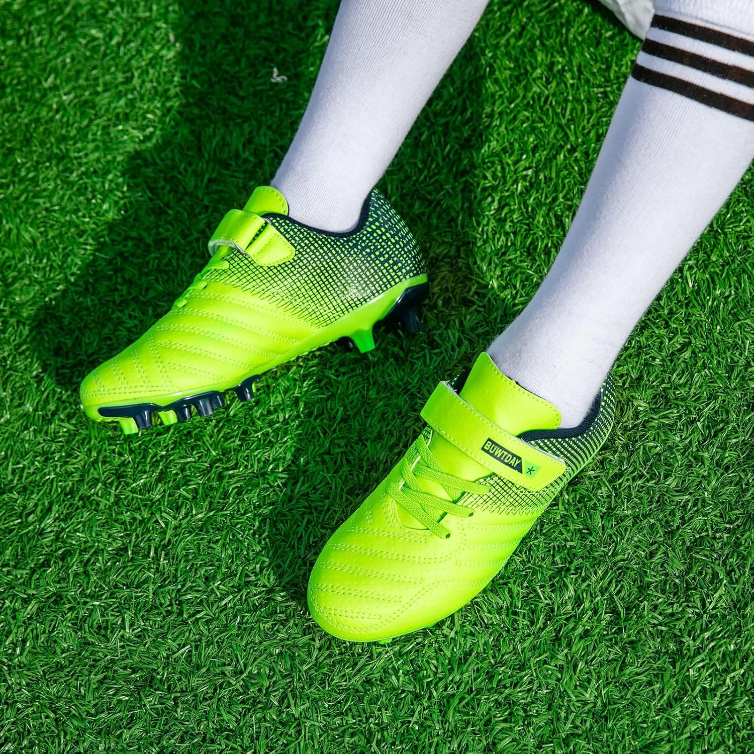 Kids Soccer Cleats Boys Girls Athletic Outdoor Firm Ground Youth Football Shoes(Little Kid/Big Kid)
