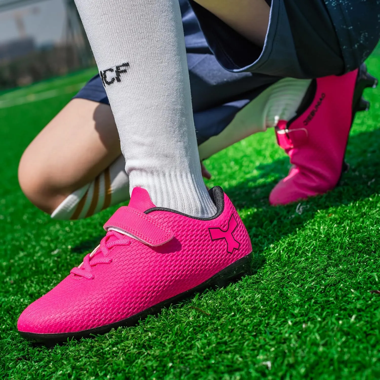Kids Soccer Shoes Professional Soccer Cleats Girls Soccer Cleats Shoes for Boys Training Firm Ground