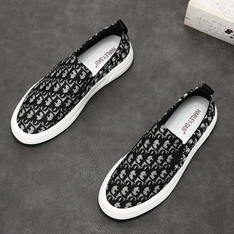 Lightweight Men's Slip-On Canvas Loafers - Versatile Streetwear Shoes for Urban Style, Comfortable Fit for Daily Activities