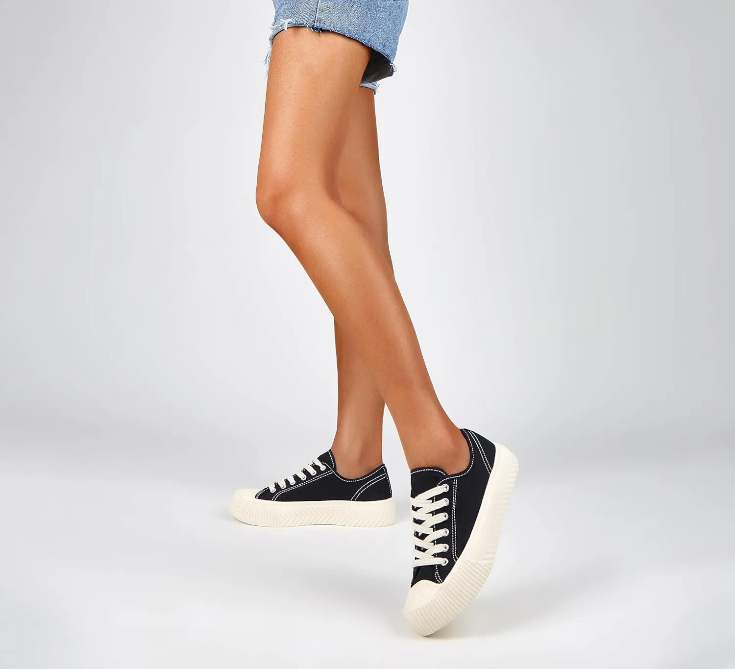 LUCKY STEP Women 's Canvas Shoes Low Top Fashion Sneakers Lace-up Classic Casual Walking Shoes