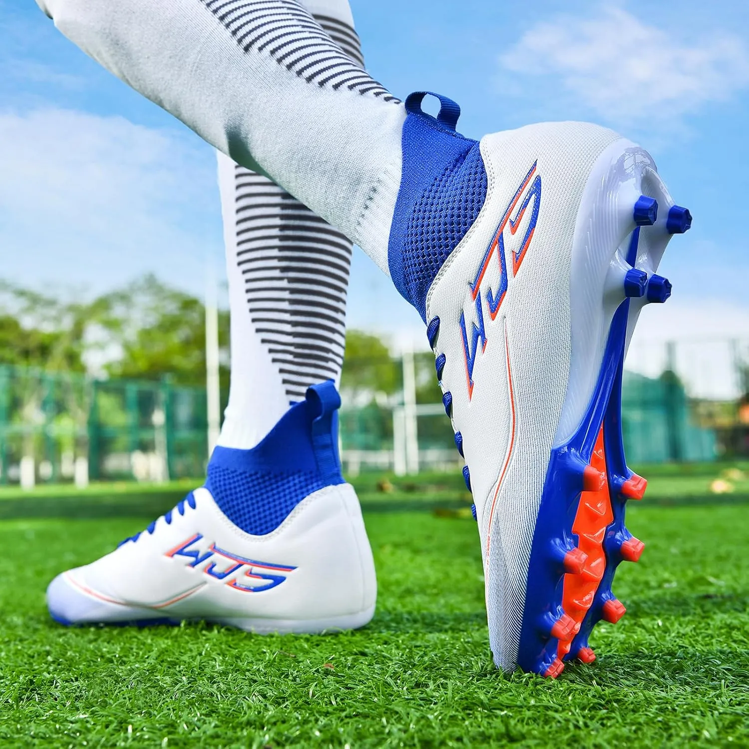 Men Soccer Shoes High-Top Soccer Cleats for Youth Boys Girls Womens Outdoor Football Shoes Adult Unisex Pink Black Purple White