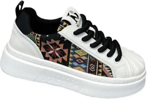 Men's All-Season Fashion Sneakers - Casual Running Shoes with Geometric Pattern, White Low-Top Lace-Up Design, Comfortable PU Upper & Durable PVC Sole for Casual Attire & Outdoor Activities