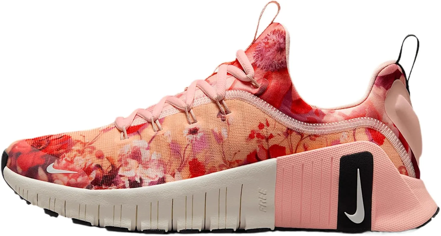 Nike Free Metcon 6 AMP Women's Workout Shoes (IB6902-600, Washed Coral/Black/Sail)