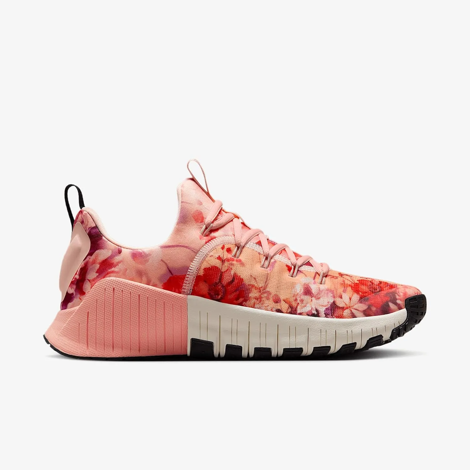 Nike Free Metcon 6 AMP Women's Workout Shoes (IB6902-600, Washed Coral/Black/Sail)