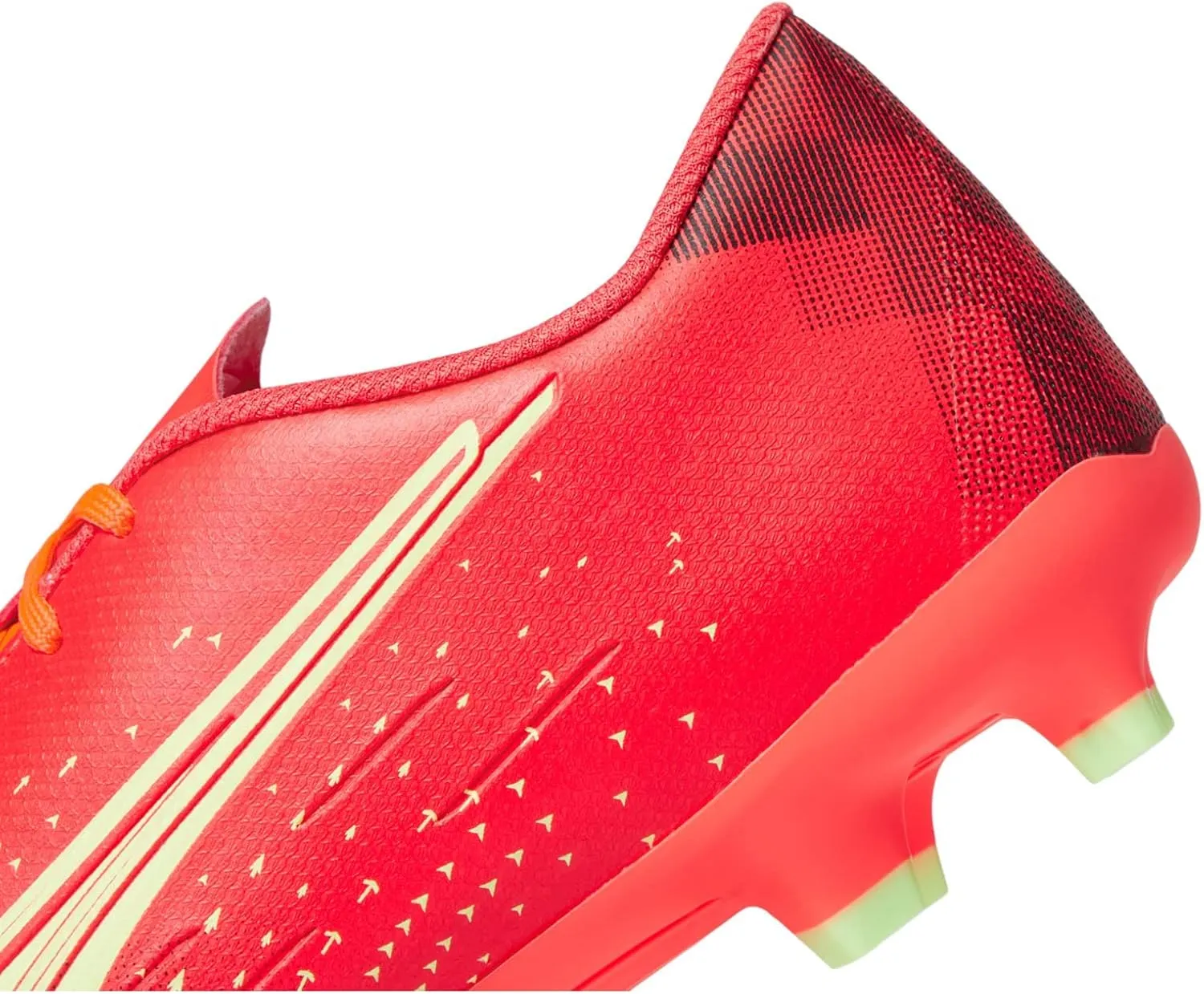 PUMA Men's Ultra Play Firm, Artificial Ground Soccer Cleats Sneaker