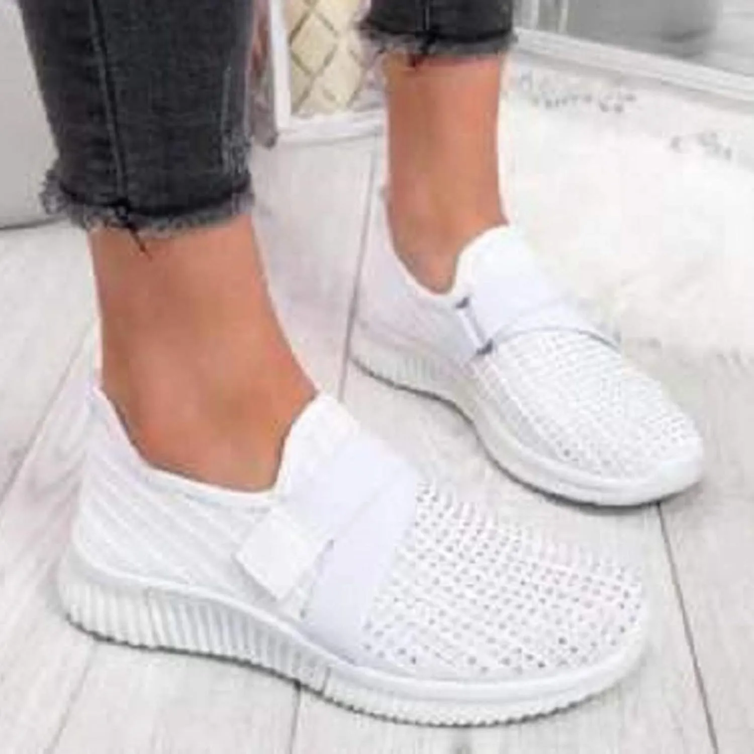 SBGMoSJ Women Sneakers Size 6 Wide Zapatos para Mujeres White High Top Canvas Shoes Women Platform Sneakers for Women 2023 Womens Walking Sneakers Slip On