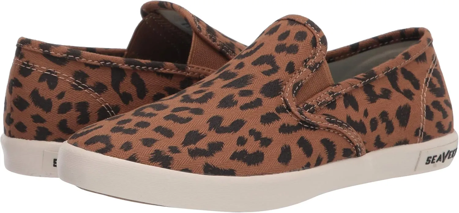 SEAVEES Women's Slip on Sneaker