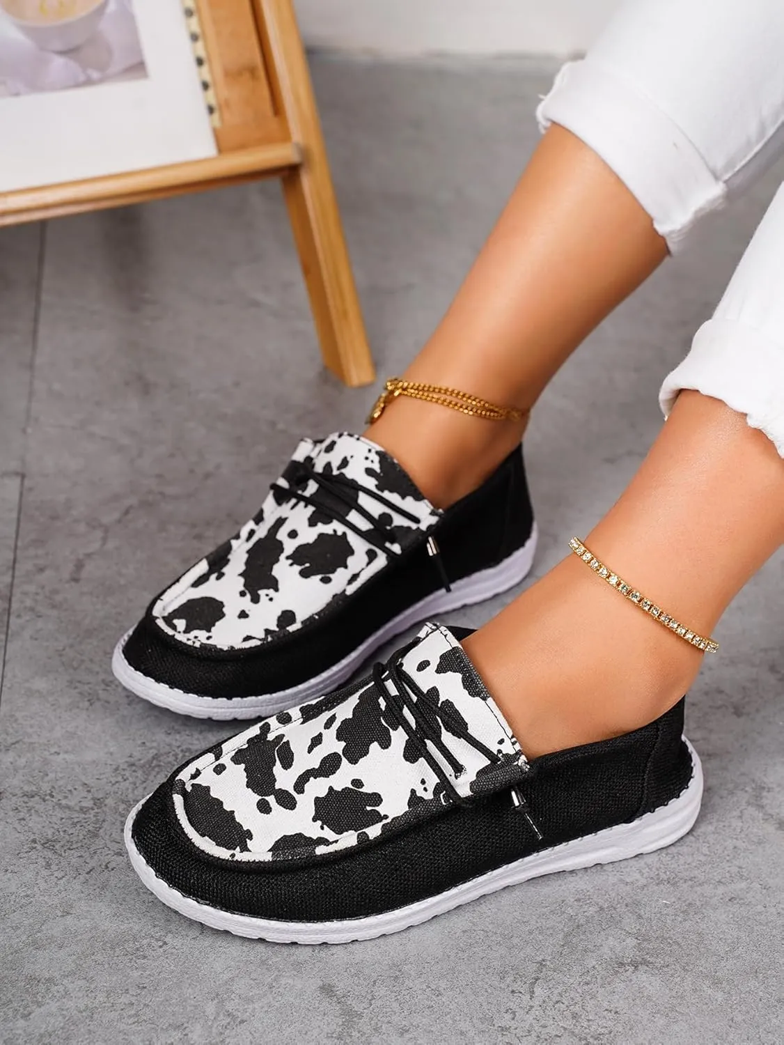 Unisex Lace-up Loafers Cow Pattern Splicing Canvas Slip-on Shoes Fashion Low Top Walking Driving Shoes,Lightweight Boat Breathable Flexible Casual for Daily Wear