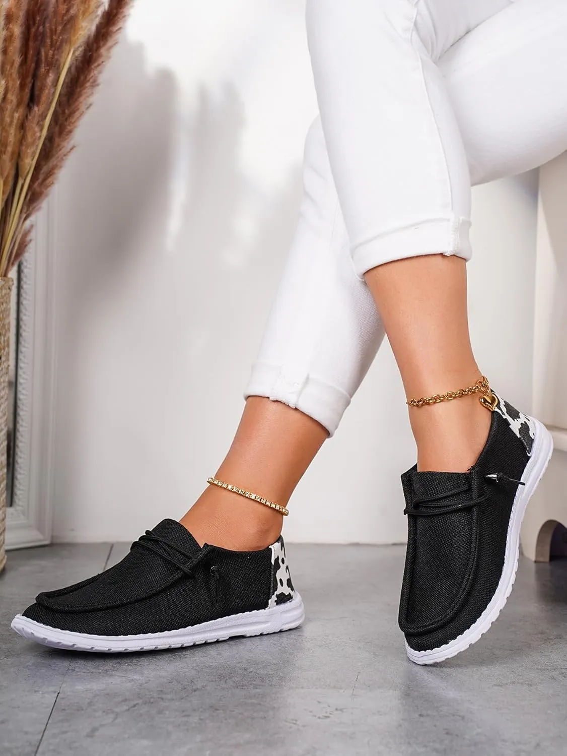 Unisex Lace-up Loafers Cow Pattern Splicing Canvas Slip-on Shoes Fashion Low Top Walking Driving Shoes,Lightweight Boat Breathable Flexible Casual for Daily Wear