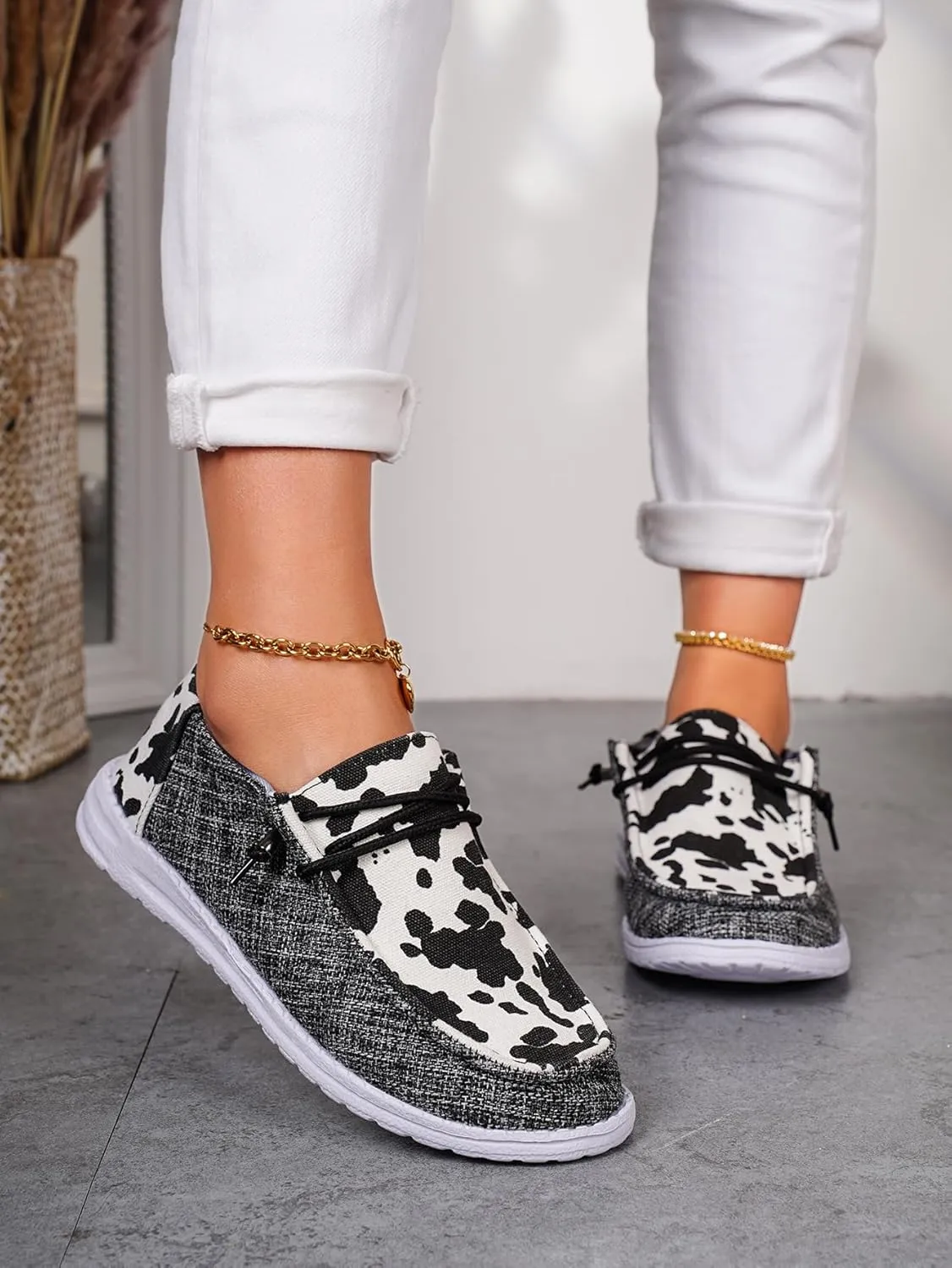 Unisex Lace-up Loafers Cow Pattern Splicing Canvas Slip-on Shoes Fashion Low Top Walking Driving Shoes,Lightweight Boat Breathable Flexible Casual for Daily Wear