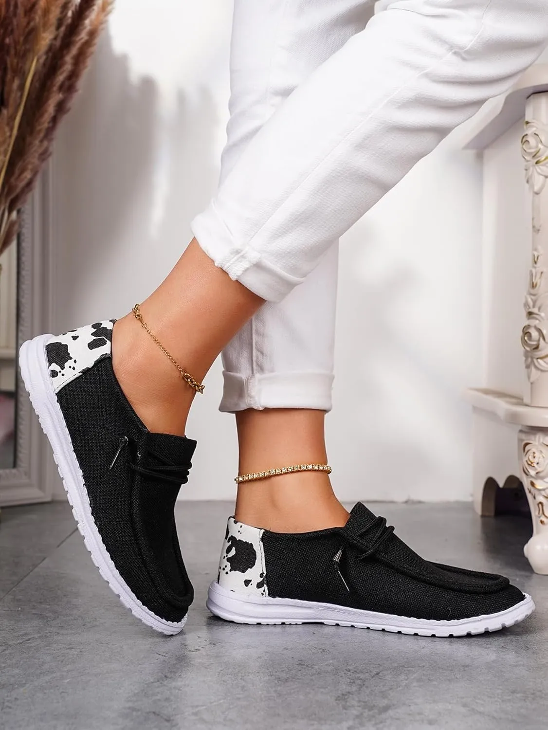 Unisex Lace-up Loafers Cow Pattern Splicing Canvas Slip-on Shoes Fashion Low Top Walking Driving Shoes,Lightweight Boat Breathable Flexible Casual for Daily Wear