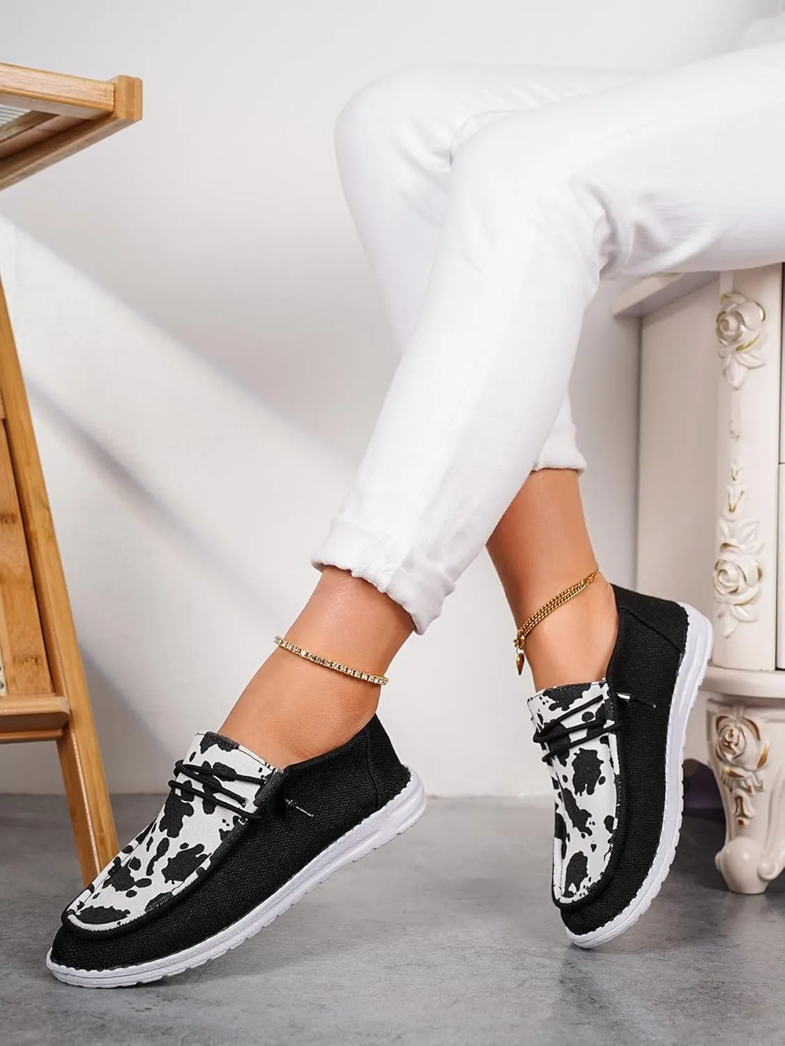 Unisex Lace-up Loafers Cow Pattern Splicing Canvas Slip-on Shoes Fashion Low Top Walking Driving Shoes,Lightweight Boat Breathable Flexible Casual for Daily Wear