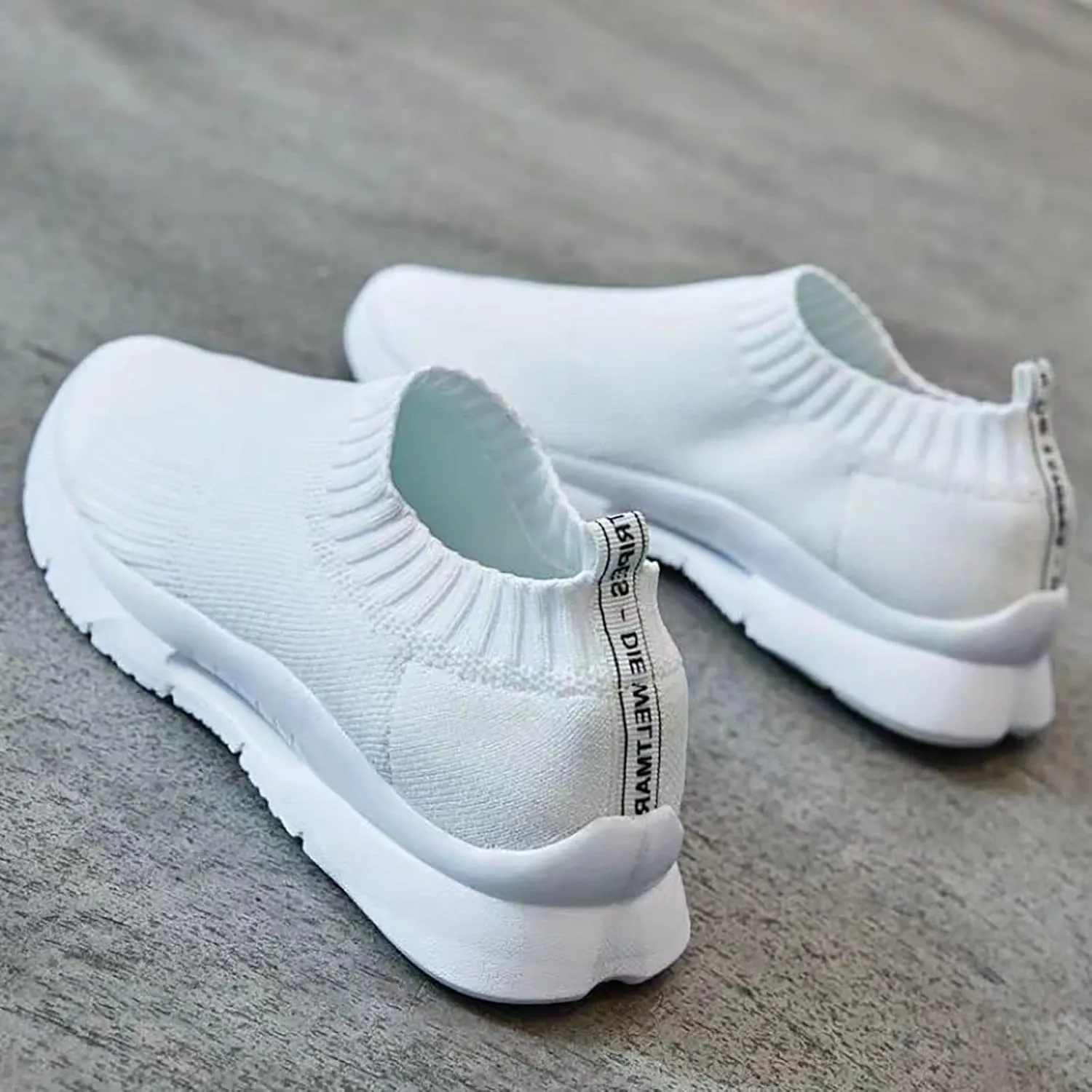 Women's Slip on Shoes Canvas Sneakers Loafers Non Slip Mens Casual Shoes Wide Width Brown Casual Shoes Walking Sneakers Waterproof Tennis Shoe White Loafers