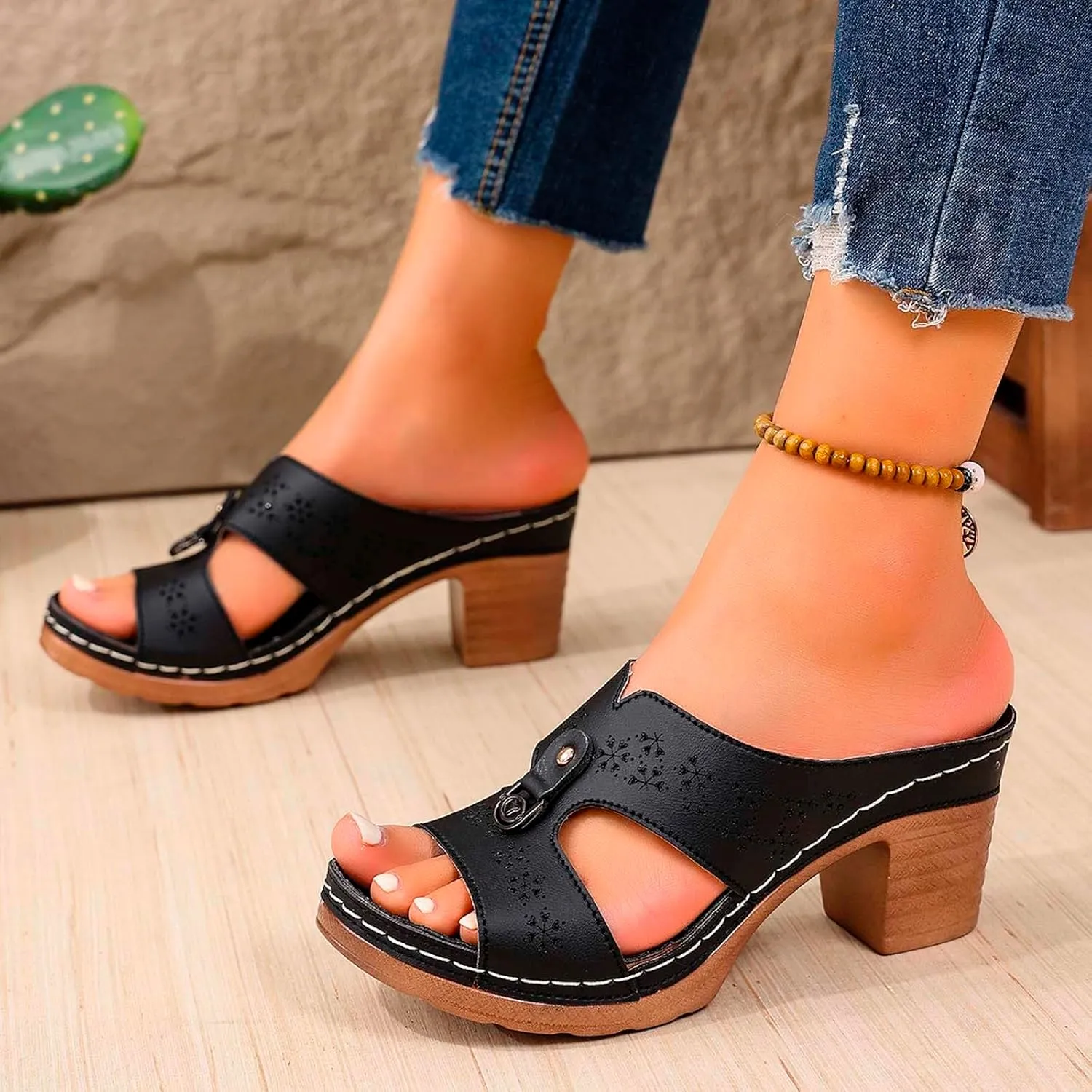 Women's Summer Fashion Sandals Mid Heel Open Toe Comfortable Casual Beach Walking Shoes for Women Stylish Slip On