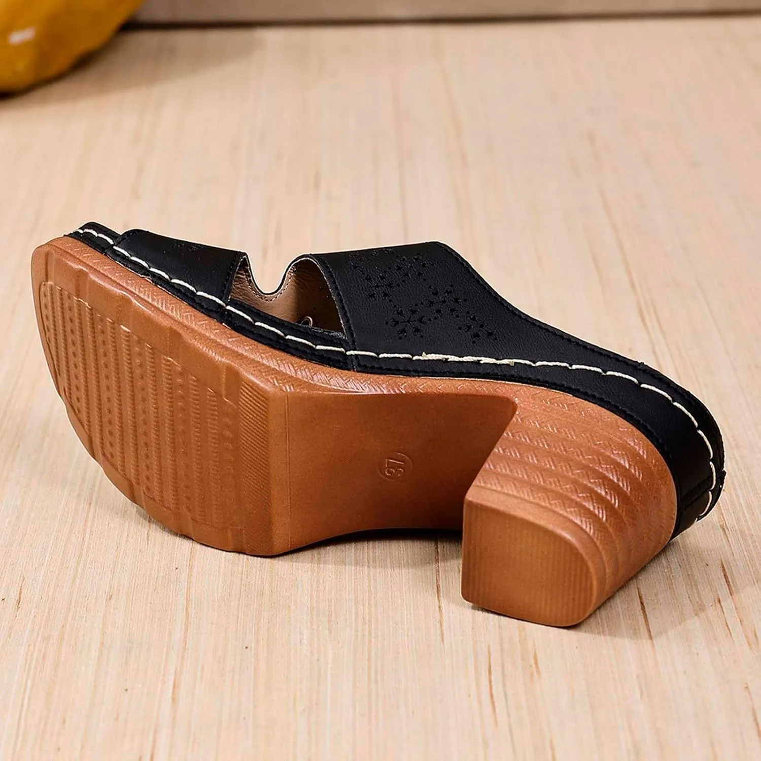 Women's Summer Fashion Sandals Mid Heel Open Toe Comfortable Casual Beach Walking Shoes for Women Stylish Slip On
